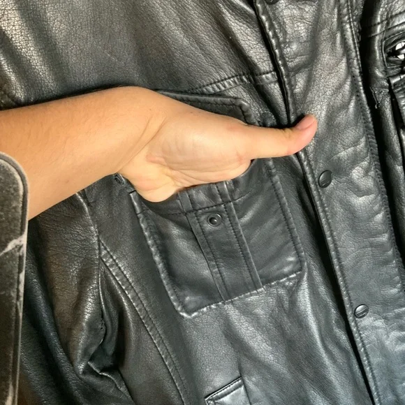 LEVI’S vintage black faux leather trucker motorcycle jacket zippers - Picture 7 of 16